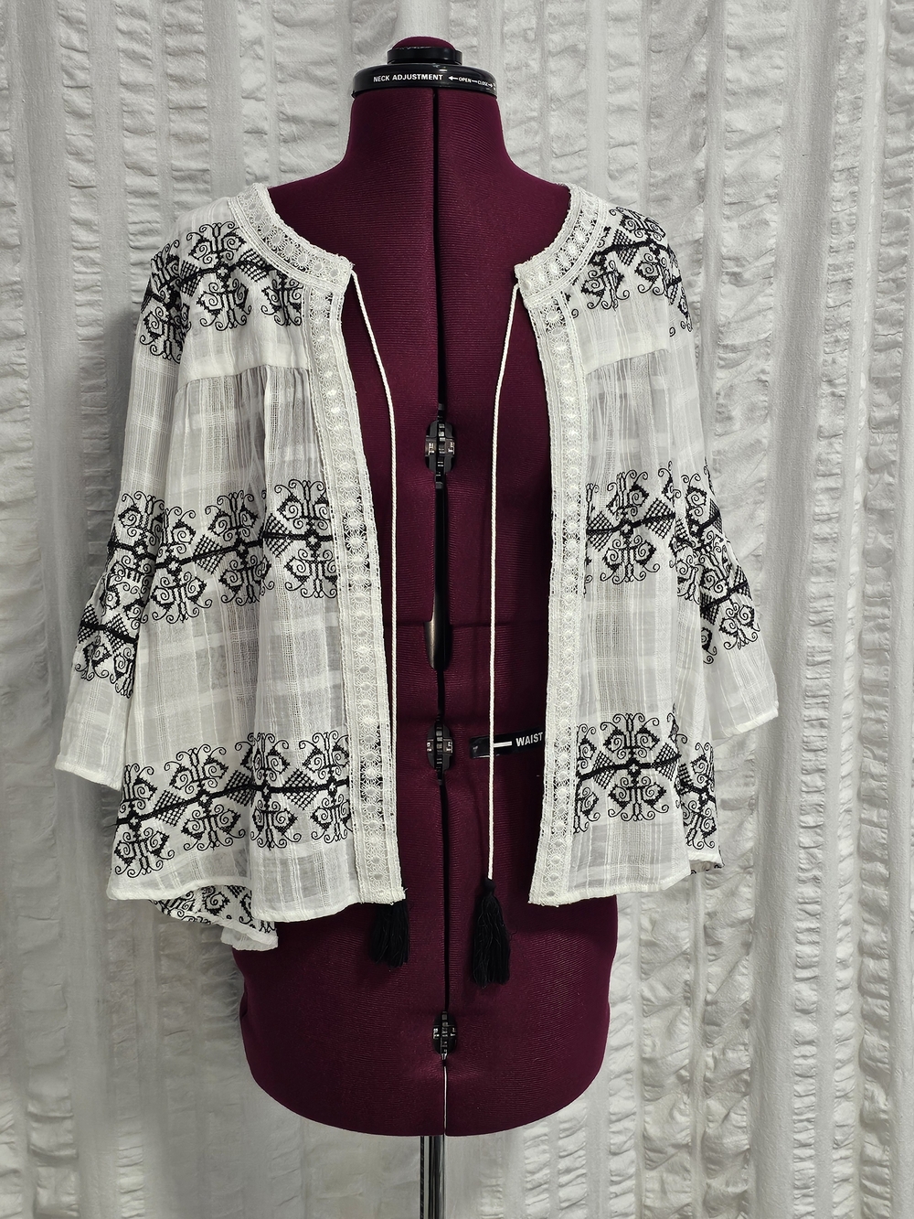 Nanette Lepore Boho Gauzy Flowy Cotton Embroidered Jacket Topper Tassel Tie